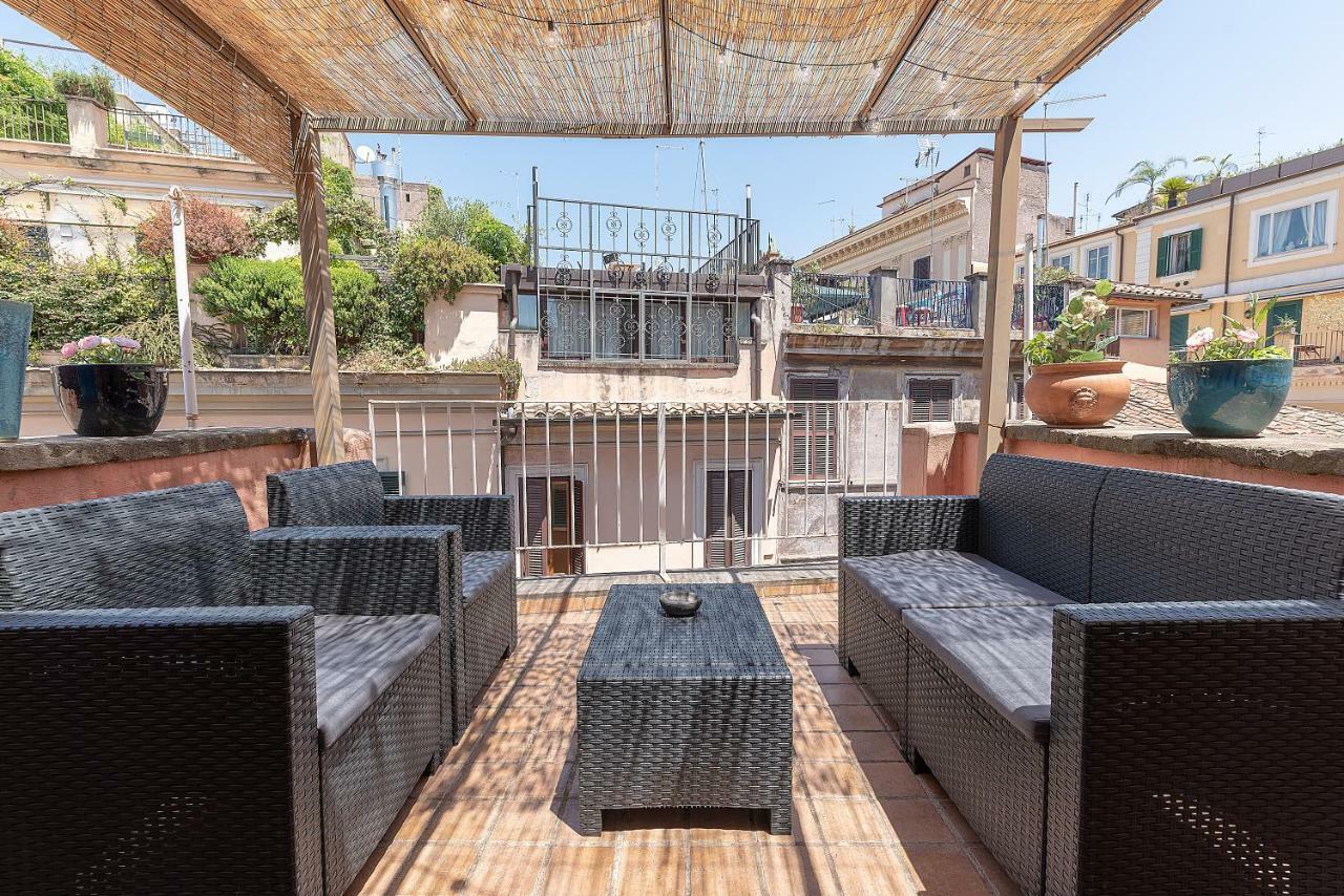 Loft Campo De Fiori Apartment *